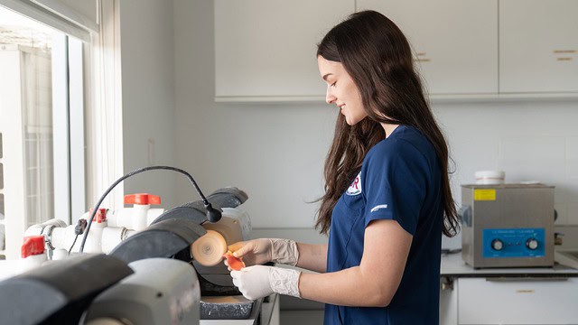 Cosmetic Dentist Clinic Dental Nurse in Cosmetic Dental Clinic Syracuse